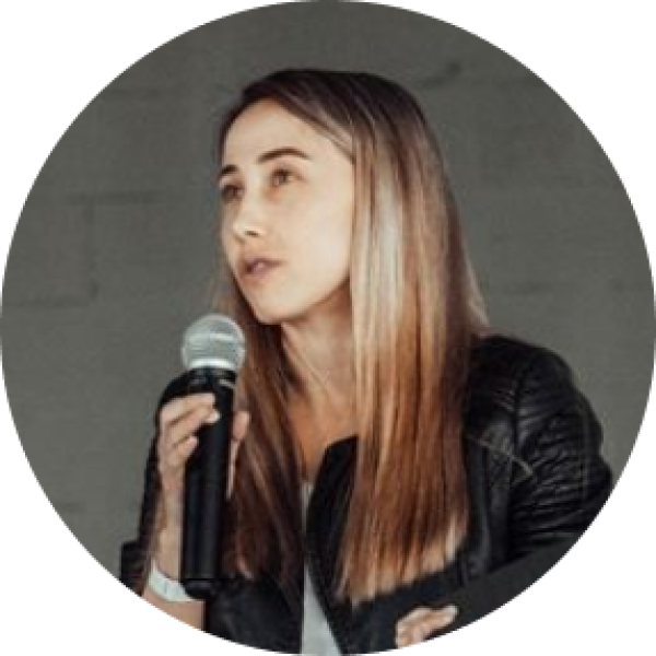 Гульнара Дизайнер Интерфейсов @amangulnara