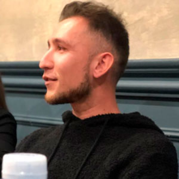 Улугбек  поэт  @ula_stihami